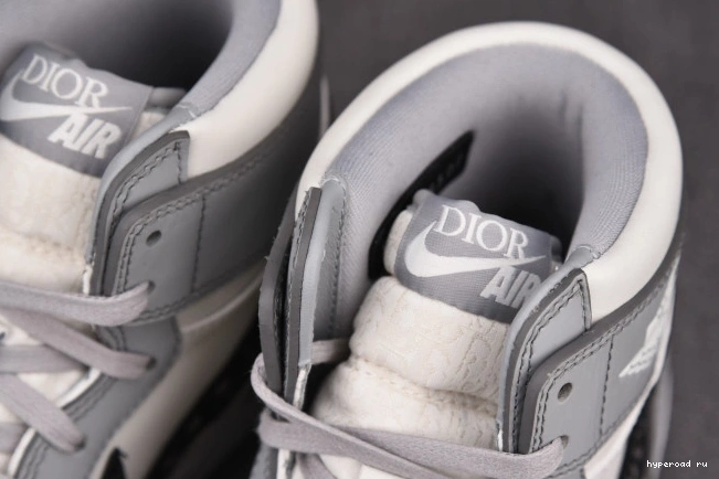 (DR x DR box) CN8607-002 shoe Retro Jordan 1 High 0805